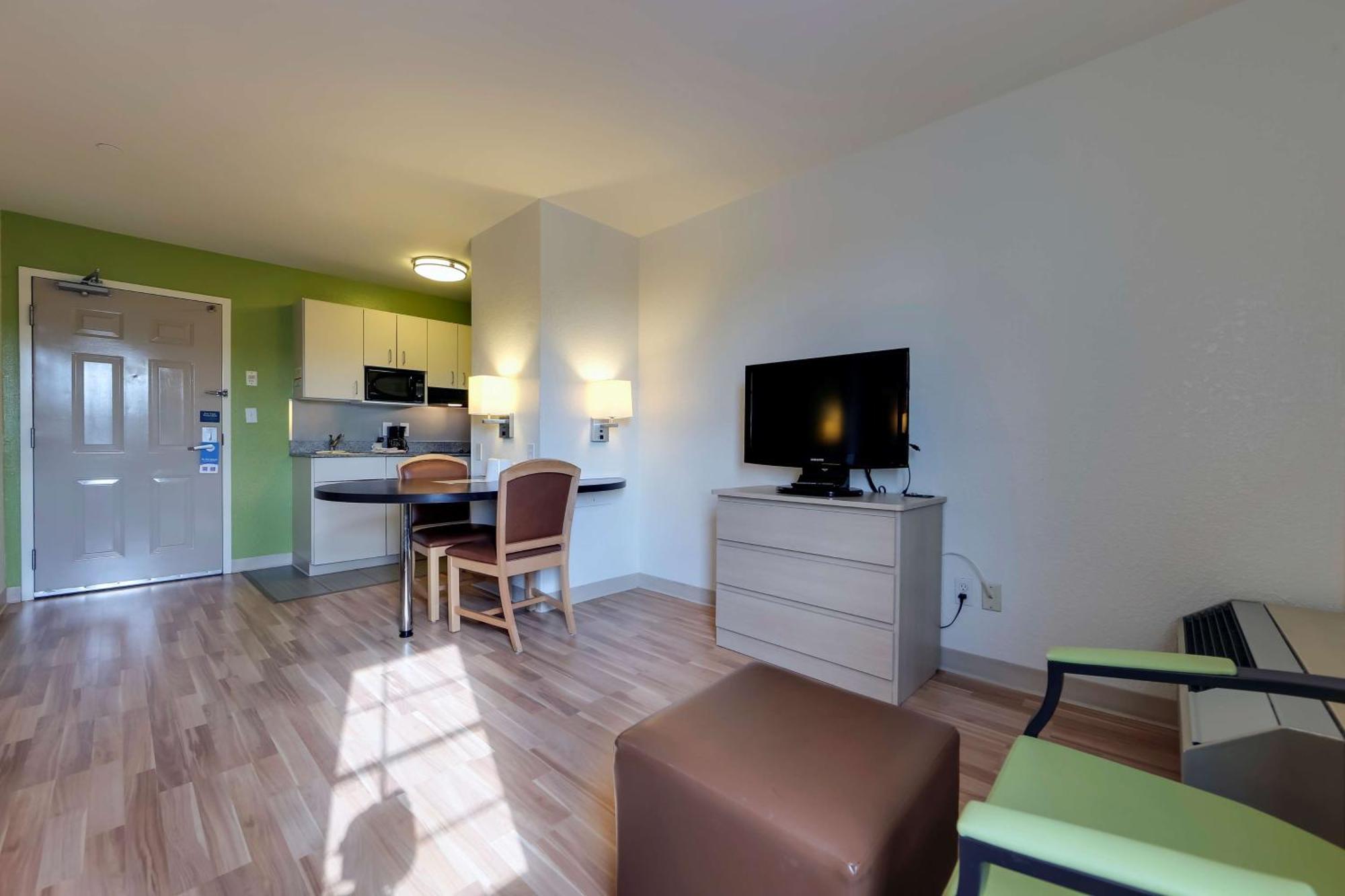 Studio 6 Toronto - Mississauga With Kitchenettes מראה חיצוני תמונה