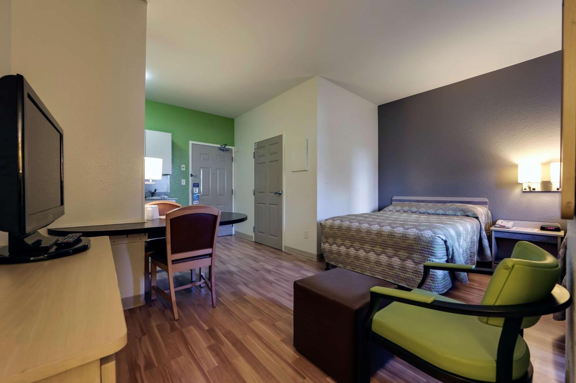 Studio 6 Toronto - Mississauga With Kitchenettes מראה חיצוני תמונה
